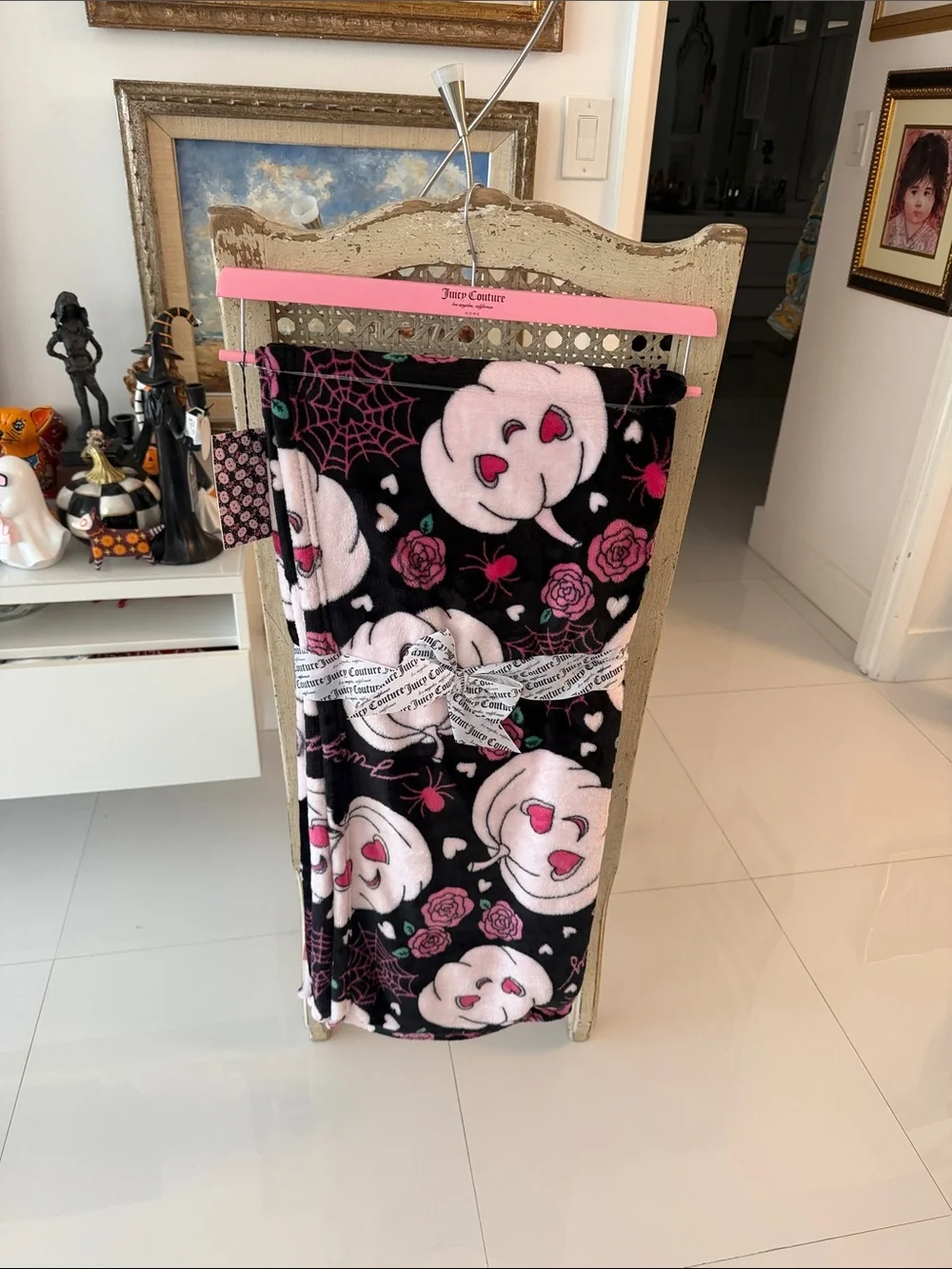 Juicy Couture Halloween Black/Pink/Green Pumpkin/Roses/Webs/Hearts Throw Blanket